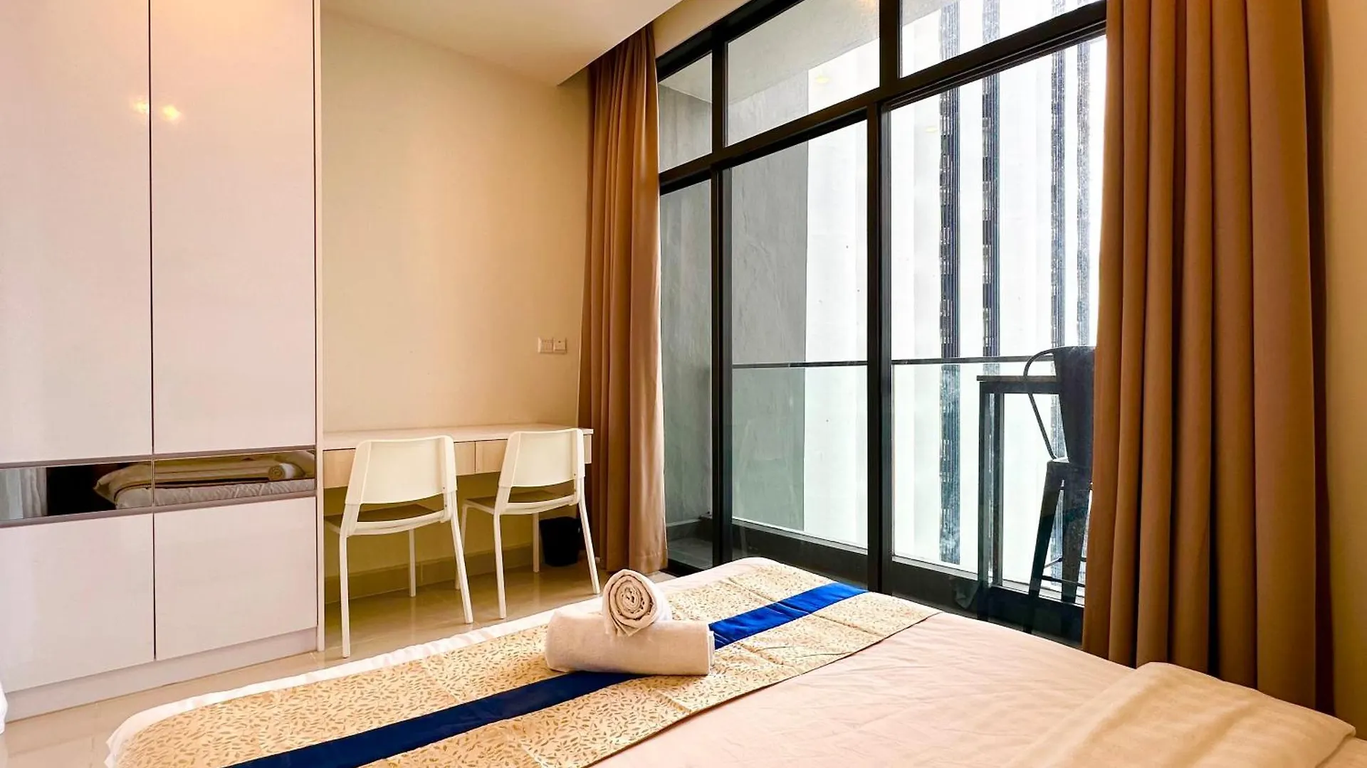 The Shore Premier Suites By Sunset Seaview Vacation Condos Kota Kinabalu 0*,  Malásia