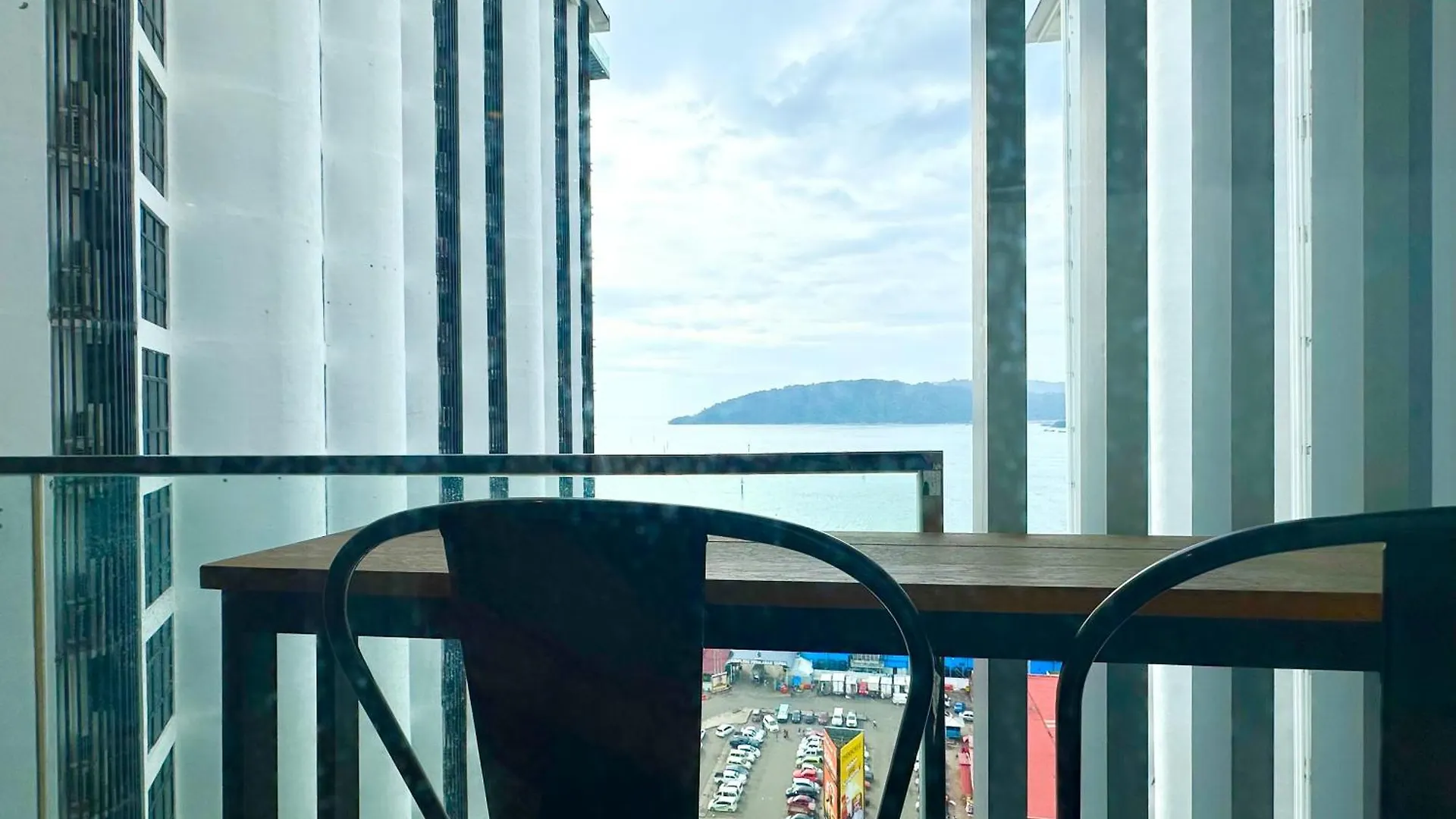 The Shore Premier Suites By Sunset Seaview Vacation Condos Kota Kinabalu Apartamento