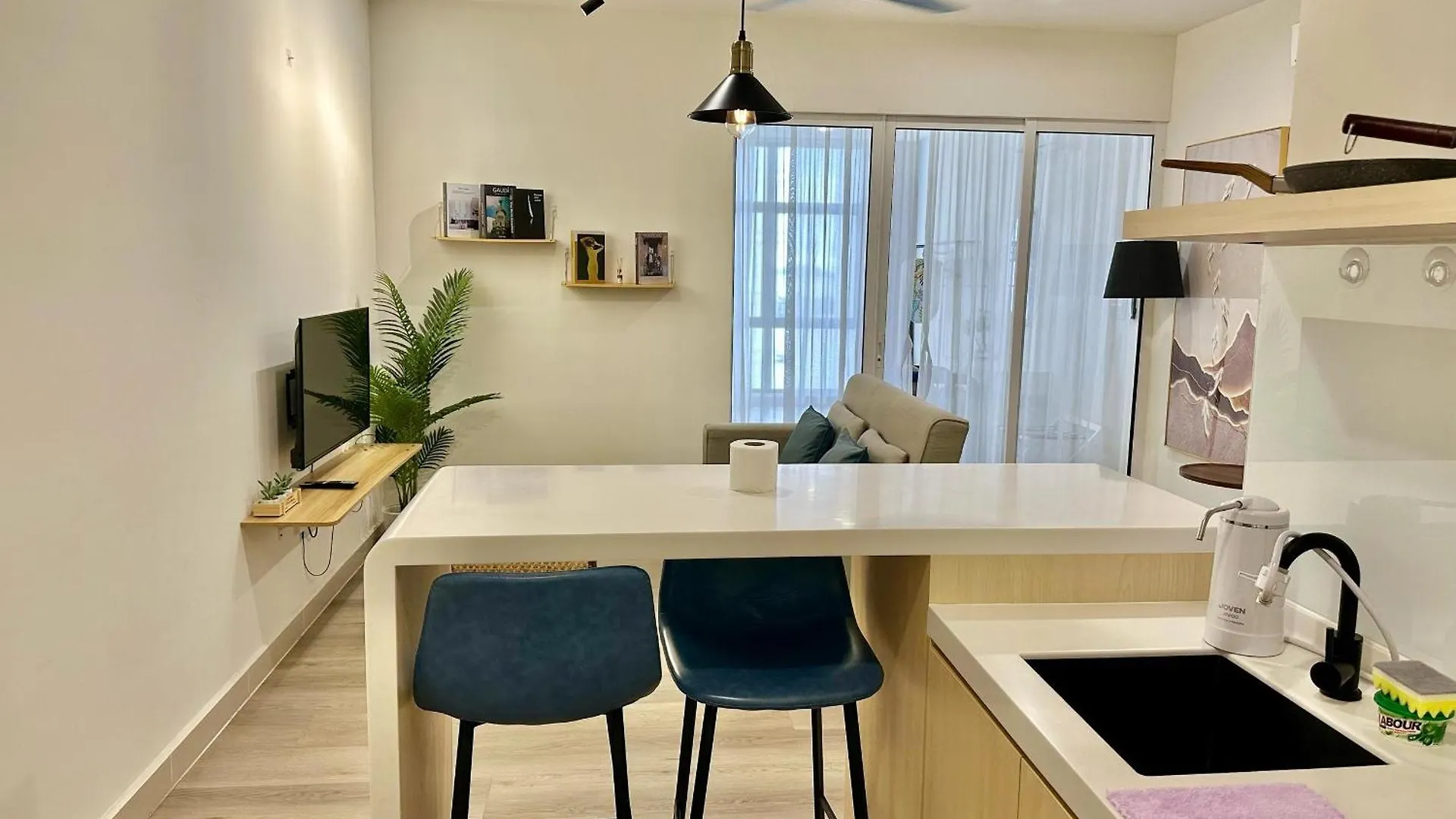 The Shore Premier Suites By Sunset Seaview Vacation Condos Kota Kinabalu