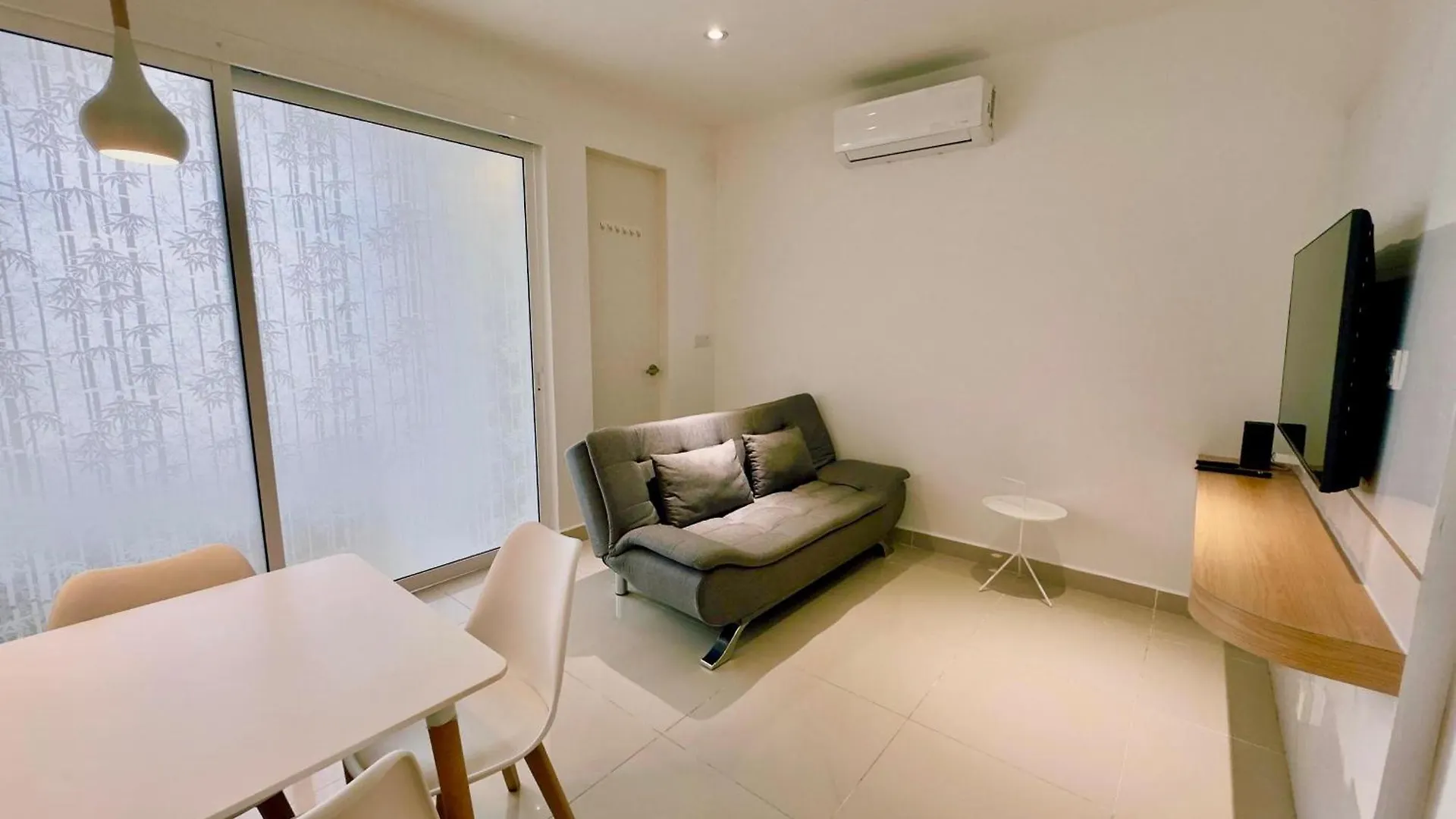 Apartamento The Shore Premier Suites By Sunset Seaview Vacation Condos Kota Kinabalu Malásia