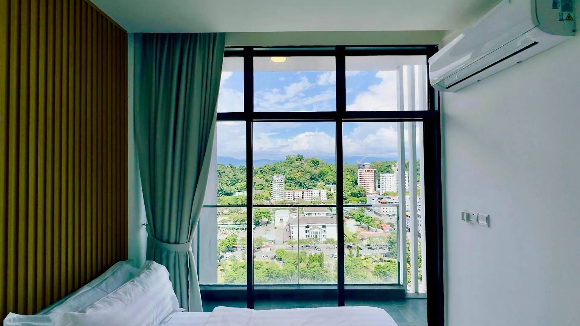 The Shore Premier Suites By Sunset Seaview Vacation Condos Kota Kinabalu
