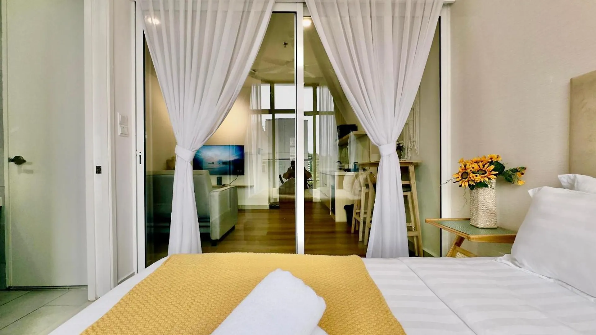 The Shore Premier Suites By Sunset Seaview Vacation Condos Kota Kinabalu 0*,  Malásia