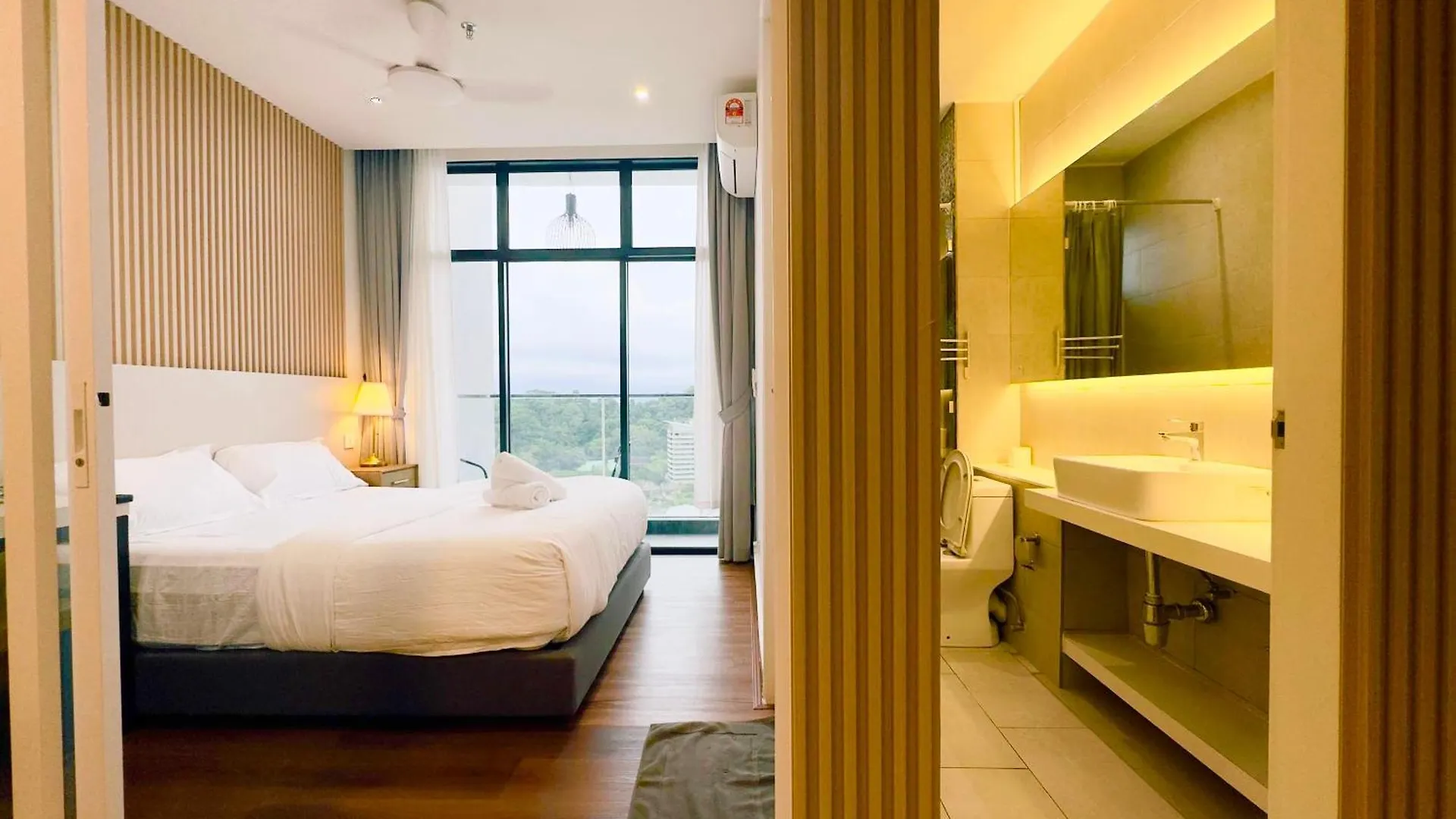The Shore Premier Suites By Sunset Seaview Vacation Condos Kota Kinabalu 0*,